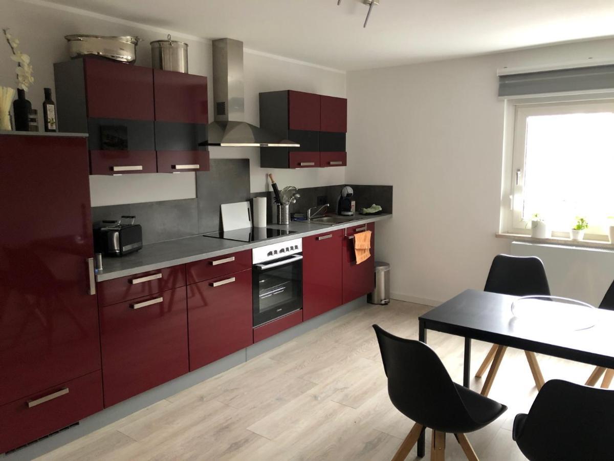 Body Kult Loft - Modernes Appartement Mit 2 Separaten Schlafzimmern Zwickau Eksteriør billede